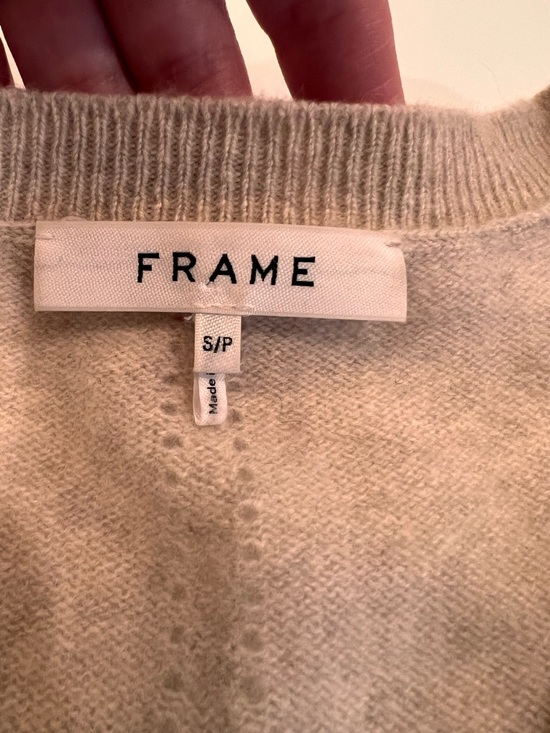 Frame Le Cashmere Sweater | Small | Oatmeal Heather - Picture 8 of 10